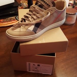 Burberry Sneakers